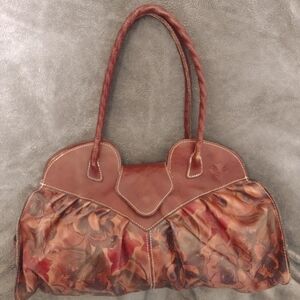 Patricia Nash Lione Satchel